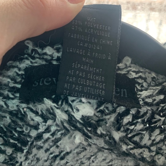 Steve Madden Cape - Picture 4 of 4